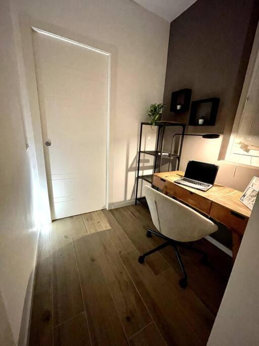 Apartamento Guest Planet - Stylish Flat Bisceglie M1 Milán Exterior foto