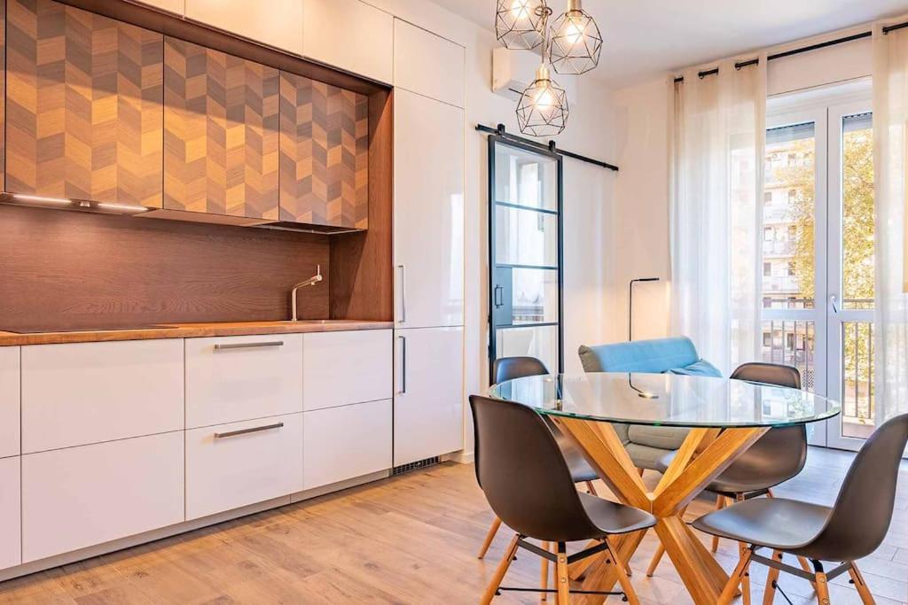 Apartamento Guest Planet - Stylish Flat Bisceglie M1 Milán Exterior foto